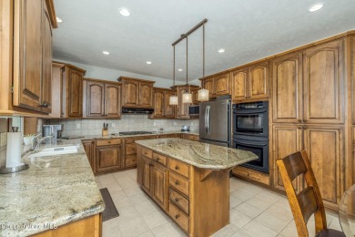 Don't miss this meticulously maintained 3 bed, 2.5 bath, 2,138 on The Highlands Golf Course, LLC in Idaho - for sale on GolfHomes.com, golf home, golf lot