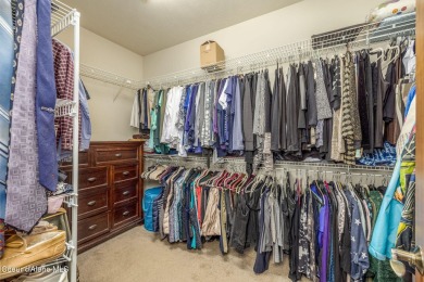 Don't miss this meticulously maintained 3 bed, 2.5 bath, 2,138 on The Highlands Golf Course, LLC in Idaho - for sale on GolfHomes.com, golf home, golf lot