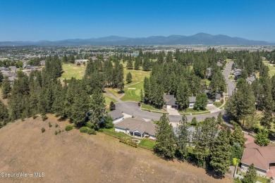 Don't miss this meticulously maintained 3 bed, 2.5 bath, 2,138 on The Highlands Golf Course, LLC in Idaho - for sale on GolfHomes.com, golf home, golf lot