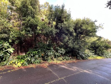 Build your dream retreat on this private wooded lot in Hoonanea on Volcano Golf and Country Club in Hawaii - for sale on GolfHomes.com, golf home, golf lot