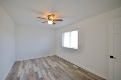 This is a 2 story end unit town home located in a quiet on Poplar Creek Country Club in Illinois - for sale on GolfHomes.com, golf home, golf lot