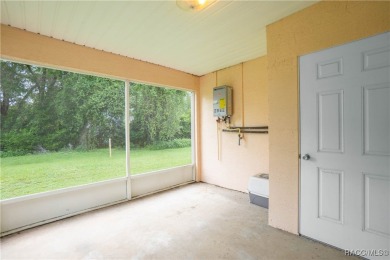 Beautifully remodeled 3-bedroom, 2-bath, 2-story end unit on LakeSide Country Club in Florida - for sale on GolfHomes.com, golf home, golf lot