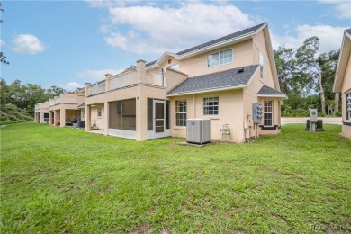 Beautifully remodeled 3-bedroom, 2-bath, 2-story end unit on LakeSide Country Club in Florida - for sale on GolfHomes.com, golf home, golf lot