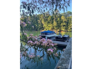 Nestled on 1.41 acres between 2 conservation areas, this on Marion Lake Club in North Carolina - for sale on GolfHomes.com, golf home, golf lot