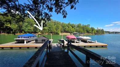 Nestled on 1.41 acres between 2 conservation areas, this on Marion Lake Club in North Carolina - for sale on GolfHomes.com, golf home, golf lot