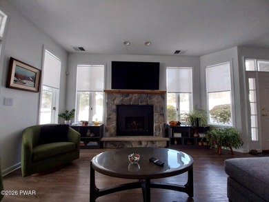 Beautifully Renovated Townhouse overlooking Woodloch Springs on Woodloch Springs Country Club in Pennsylvania - for sale on GolfHomes.com, golf home, golf lot