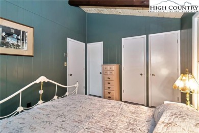 Location, acreage, privacy and room for all. That is what this on Beech Mountain Club in North Carolina - for sale on GolfHomes.com, golf home, golf lot