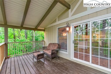 Location, acreage, privacy and room for all. That is what this on Beech Mountain Club in North Carolina - for sale on GolfHomes.com, golf home, golf lot
