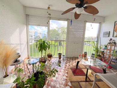 SPACIOUS 2 BEDROOM , 2 BATHROOM APARTMENT  OFFERS COMFORT AND on Oriole Golf and Tennis Club in Florida - for sale on GolfHomes.com, golf home, golf lot