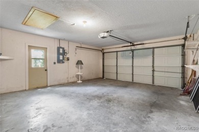 Don't miss your opportunity to own this charming 3 bedroom, 2 on Sugarmill Woods Golf and Country Club in Florida - for sale on GolfHomes.com, golf home, golf lot