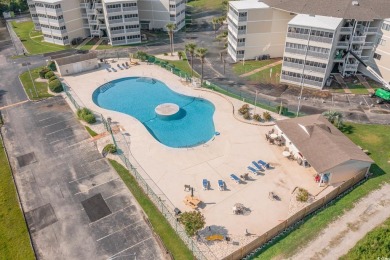 Condo Living at it's Best -- Welcome to this 1 Bedroom 1.5 Bath on The Valley At Eastport in South Carolina - for sale on GolfHomes.com, golf home, golf lot