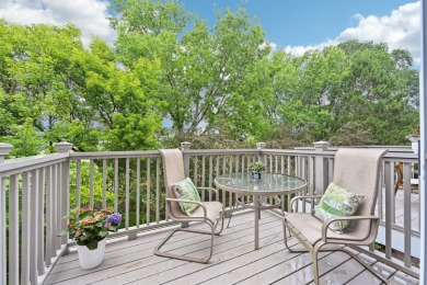 This beautifully maintained 3-bedroom, plus loft, 3.5-bath on Schaumburg Golf Club in Illinois - for sale on GolfHomes.com, golf home, golf lot