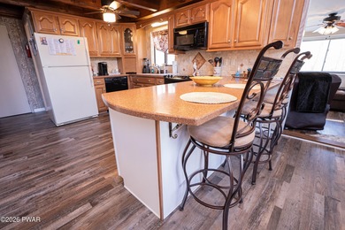 Welcome to your perfect Pocono retreat! This charming on The Hideout Golf in Pennsylvania - for sale on GolfHomes.com, golf home, golf lot