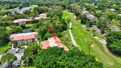 Spacious and move-in ready, this 3-bedroom, 2-bath second-floor on Boca Lago Golf and Country Club in Florida - for sale on GolfHomes.com, golf home, golf lot