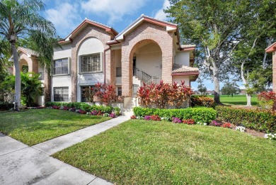 Second floor unit that sparkles when you walk in the door! Two on Aberdeen Golf and Country Club in Florida - for sale on GolfHomes.com, golf home, golf lot