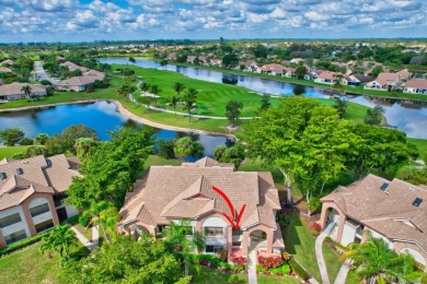 Second floor unit that sparkles when you walk in the door! Two on Aberdeen Golf and Country Club in Florida - for sale on GolfHomes.com, golf home, golf lot