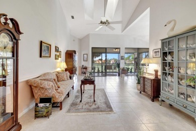 Second floor unit that sparkles when you walk in the door! Two on Aberdeen Golf and Country Club in Florida - for sale on GolfHomes.com, golf home, golf lot