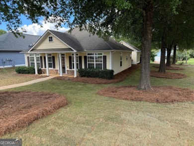 Welcome to this Charming Cottage in the Superb Summergrove on Summergrove Golf Club in Georgia - for sale on GolfHomes.com, golf home, golf lot