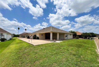 Lovely home in the desirable community of Golf View Estates with on Howling Trails Golf  in Texas - for sale on GolfHomes.com, golf home, golf lot