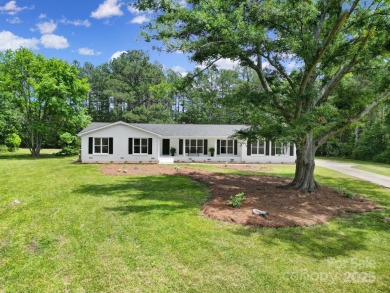 Welcome to 263 Fairway Circle, Rock Hill, SC! Where Front Porch on Rock Hill Country Club in South Carolina - for sale on GolfHomes.com, golf home, golf lot