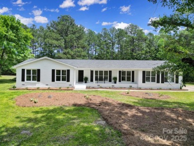 Welcome to 263 Fairway Circle, Rock Hill, SC! Where Front Porch on Rock Hill Country Club in South Carolina - for sale on GolfHomes.com, golf home, golf lot