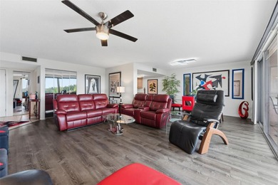 Welcome to Unit 44A at Brynnwood! This gorgeous 3 bedroom, 1 on Countryside Country Club in Florida - for sale on GolfHomes.com, golf home, golf lot