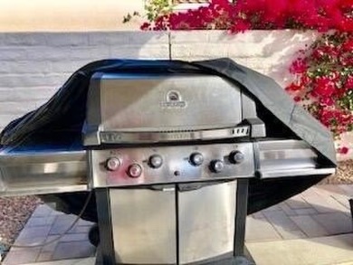 Located in 55+ development, SOUTH facing backyard, Turnkey on Shadow Hills Golf Club in California - for sale on GolfHomes.com, golf home, golf lot