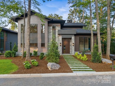 Exquisite Luxury Living in The Cliffs at Walnut Cove.
Welcome to on The Cliffs At Walnut Cove in North Carolina - for sale on GolfHomes.com, golf home, golf lot