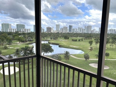 CENTRALLY LOCATED IN THE HEART OF AVENTURA, THIS WELL MAINTAINED on Turnberry Isle Resort and Club in Florida - for sale on GolfHomes.com, golf home, golf lot