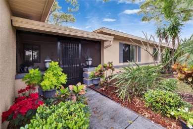 Well-maintained two bedroom, two bath open floor plan Idlewood on Falcon Watch Golf Club in Florida - for sale on GolfHomes.com, golf home, golf lot