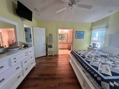 FULLY FURNISHED RETREAT ON 9th FAIRWAY! 2000 Homes of Merit  Lot on Four Lakes Golf Club in Florida - for sale on GolfHomes.com, golf home, golf lot