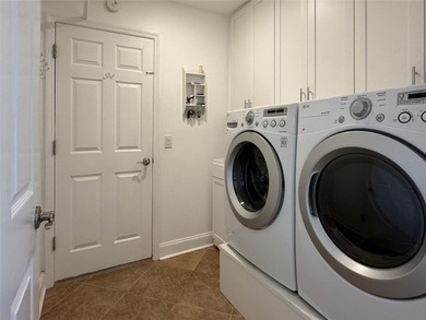 3352 ARCHER AVE, THE VILLAGES, FL --> Largest 55+ Community in on Glenview Championship Golf and Country Club in Florida - for sale on GolfHomes.com, golf home, golf lot