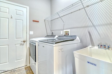 *BRAND NEW ROOF*! NICELY MAINTAINED HOME LOCATED IN TOLL on Westlake Golf and Country Club in New Jersey - for sale on GolfHomes.com, golf home, golf lot