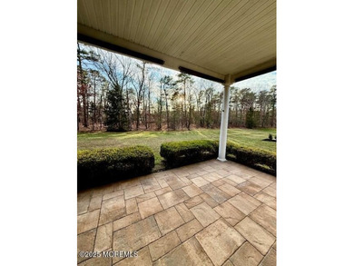 *BRAND NEW ROOF*! NICELY MAINTAINED HOME LOCATED IN TOLL on Westlake Golf and Country Club in New Jersey - for sale on GolfHomes.com, golf home, golf lot