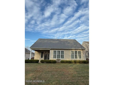 *BRAND NEW ROOF*! NICELY MAINTAINED HOME LOCATED IN TOLL on Westlake Golf and Country Club in New Jersey - for sale on GolfHomes.com, golf home, golf lot