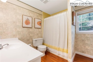 Mountain Life at its finest! This well-maintained home is on High Meadows Golf and Country Club in North Carolina - for sale on GolfHomes.com, golf home, golf lot