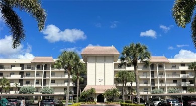 Beautiful and spacious Condominium with 2 master bedrooms, 2 and on Boca Dunes Golf and Country Club in Florida - for sale on GolfHomes.com, golf home, golf lot