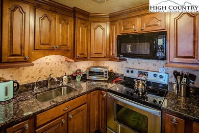 Long Range Views from this Sugar Top Condo. This unit is on Sugar Mountain Golf Course in North Carolina - for sale on GolfHomes.com, golf home, golf lot