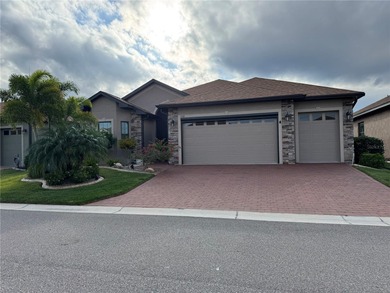 Welcome to Sawgrass Drive, a better-than-new home in the highly on Lake Ashton Golf Club in Florida - for sale on GolfHomes.com, golf home, golf lot