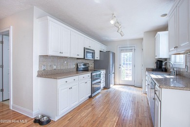 Fantastic home in Pinehurst No 6, a lovely Community built on Pinehurst Resort and Country Club in North Carolina - for sale on GolfHomes.com, golf home, golf lot