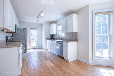 Fantastic home in Pinehurst No 6, a lovely Community built on Pinehurst Resort and Country Club in North Carolina - for sale on GolfHomes.com, golf home, golf lot