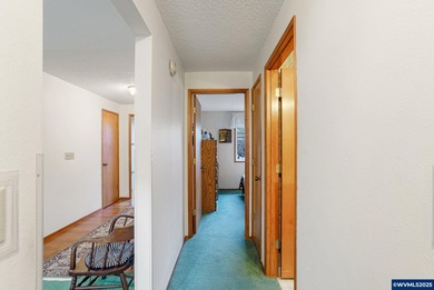 Enjoy mountain views from this well maintained 2bed/2 bath on Salemtowne Golf Club in Oregon - for sale on GolfHomes.com, golf home, golf lot