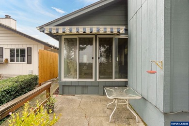 Enjoy mountain views from this well maintained 2bed/2 bath on Salemtowne Golf Club in Oregon - for sale on GolfHomes.com, golf home, golf lot