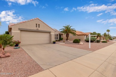 Well maintained home in the 55+ community of Sun City West on Desert Trails in Arizona - for sale on GolfHomes.com, golf home, golf lot