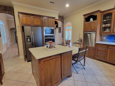 Golf Course Living with Water Views -- No HOA!
Nestled on the on Sugar Tree Golf and Country Club in Texas - for sale on GolfHomes.com, golf home, golf lot
