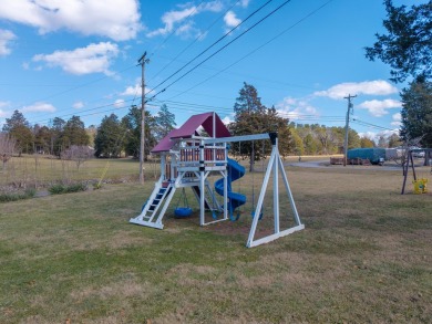 LAKE CUMBERLAND RENTAL OPPORTUNITIES! 
Cumberland Cove Cottages on General Burnside Island Golf Course in Kentucky - for sale on GolfHomes.com, golf home, golf lot