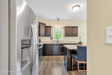 NO HOA, NO CITY TAXES MOVE IN READY! 2200 sq. feet and 4 on  in North Carolina - for sale on GolfHomes.com, golf home, golf lot