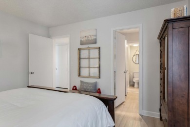 UPDATE: SELLERS NOW OFFERING $12,500 TOWARD CLUB FEE AT on The Seabrook Island Club in South Carolina - for sale on GolfHomes.com, golf home, golf lot