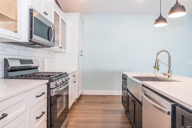 Beautiful End-unit Condo at the desirable Stonecrest Golf on Stone Crest Golf Community in Indiana - for sale on GolfHomes.com, golf home, golf lot