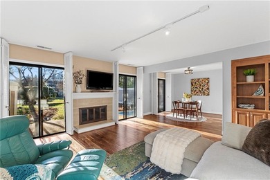 This beautifully remodeled end-unit townhome is the perfect on Kingsmill Resort and Golf Club in Virginia - for sale on GolfHomes.com, golf home, golf lot